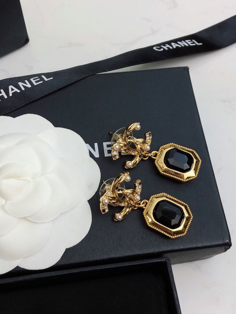Ch**el earrings